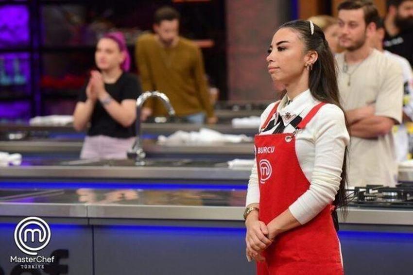 MasterChef'te midye dolma yarışı! Seçtiği kaptana yenildi!
