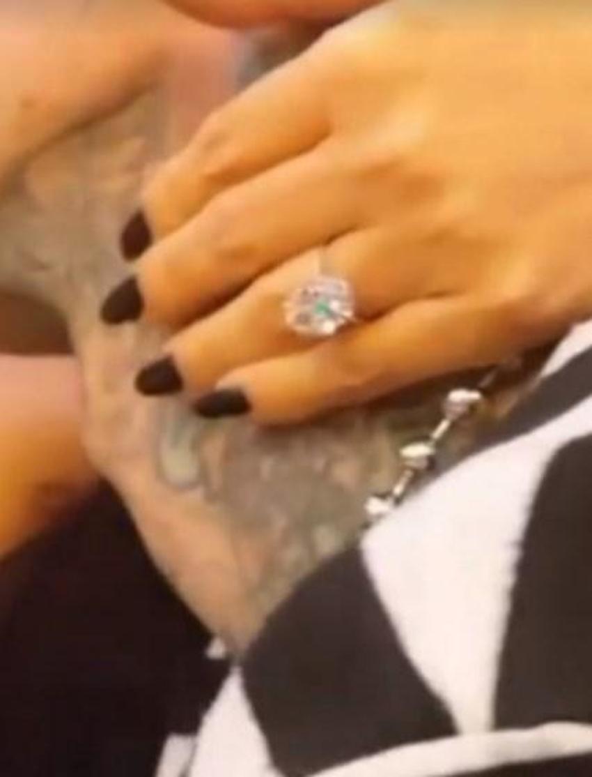 Kourtney Kardashian ile Travis Barker'ın evlilik kararı eski eşi kızdırdı!