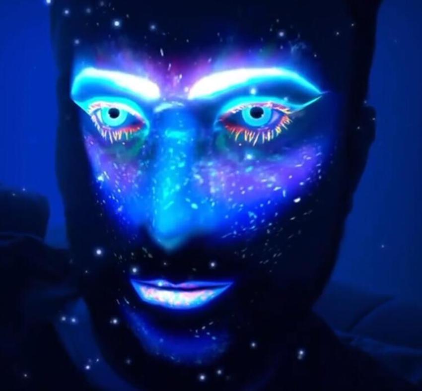Tarkan'dan 'Tavatar' paylaşımı! Sosyal medyayı salladı!