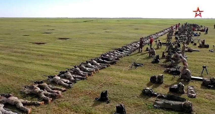 Uydu görüntüleriyle yer yerinden oynadı! Rusya anında yalanladı!