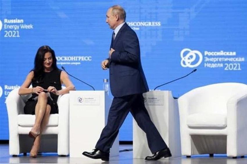 ABD'li gazeteci Hadley Gamble'a Rusya'dan şok suçlama: Kendisini seks objesi olarak...