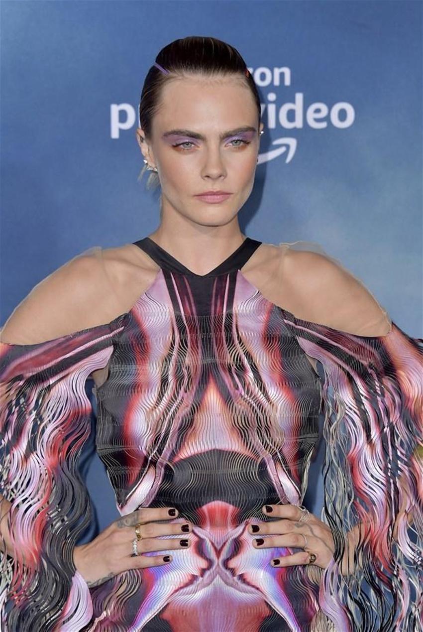 Ünlü model Cara Delevingne itiraflarıyla şaşırttı!