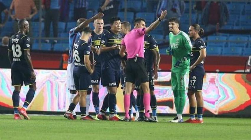 Ali Şansalan Kim Min Jae'ye kırmızı kart gösterdi Güney Kore basını olayı özel haber olarak verdi! 'Fenerbahçe yine...'