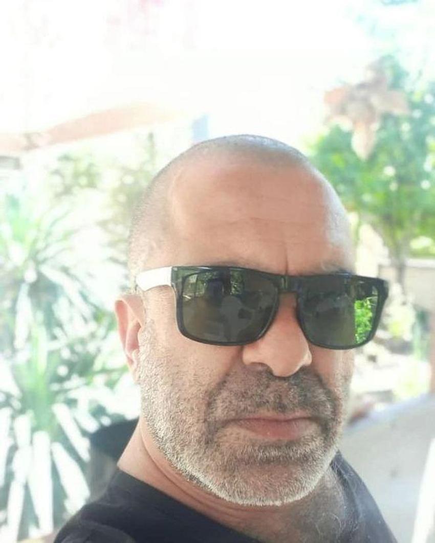 Alparslan Özmol yeni imajıyla dikkat çekti