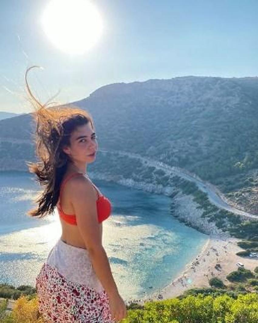 Alemin Kıralı'nın Oben’i Birsu Demir sosyal medyayı sallıyor!