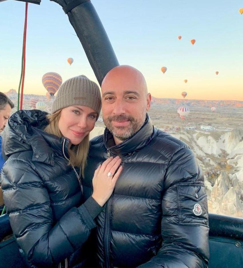 Demet Şener yeni sevgilisi Tolga Arman'la verdiği pozları ilk kez paylaştı!