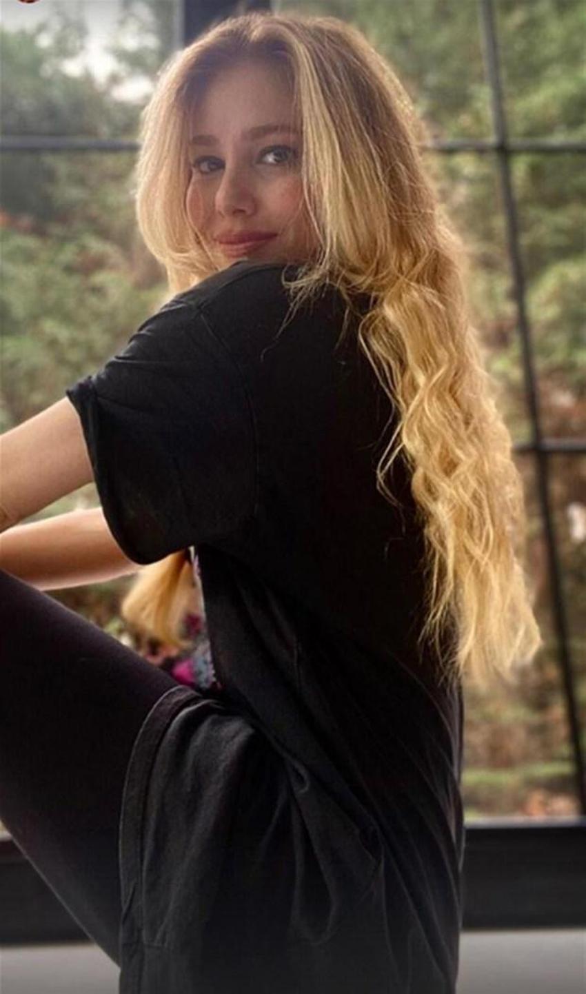 Elçin Sangu eskiye döndü! Kızıla boyattı...