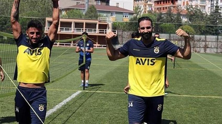 Berisha-Rossi-Serdar Dursun'un peşinden koşarken elindeki forveti göremedi! Anderlecht, PSV, Shaktar yıldız forvetin peşinde!
