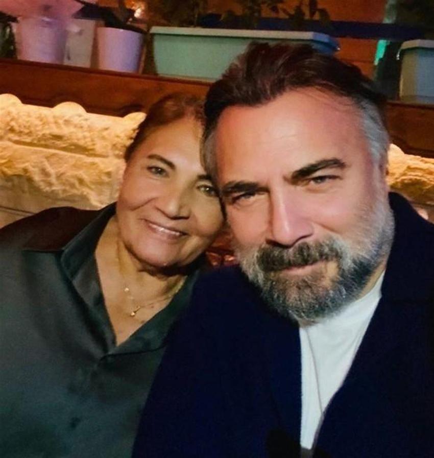 Ünlüler ve anneleri