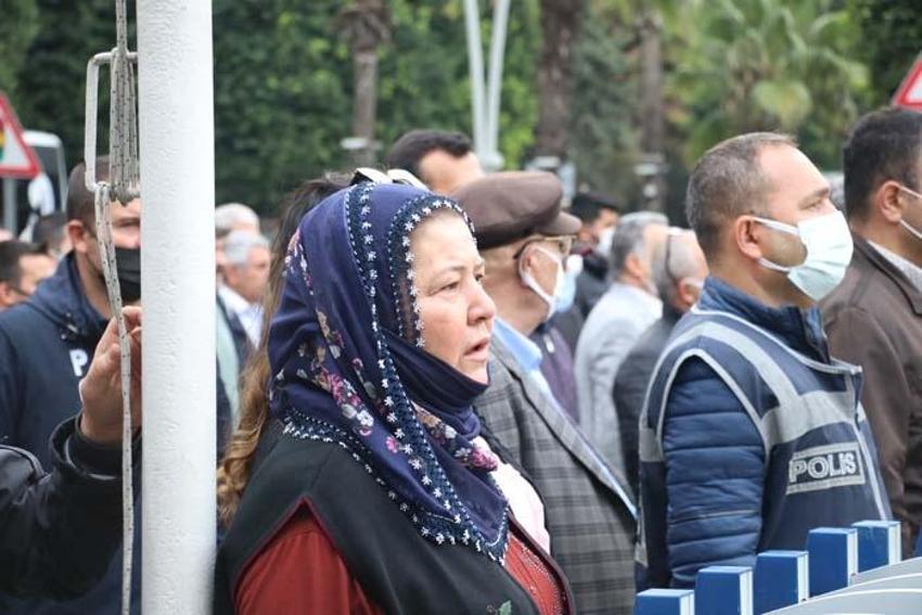 Büyük Önder Atatürk'ü anıyoruz... Saat 9'u 5 geçe hayat durdu!