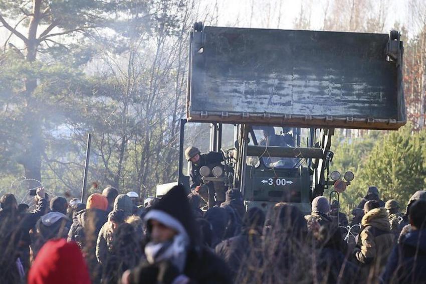 Avrupa'yı mülteci krizi vurdu! Polonya'dan Rusya'ya ağır suçlama: Moskova'da tezgahlandı...