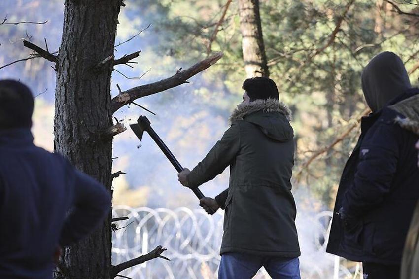 Avrupa'yı mülteci krizi vurdu! Polonya'dan Rusya'ya ağır suçlama: Moskova'da tezgahlandı...