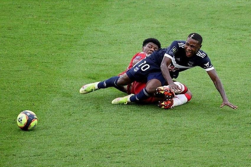 Herkes 6 numara beklerken Fatih Terim Galatasaray'a bir kanat forvet bir 10 numara getiriyor! Tıpkı Morutan-Cicaldau gibi transfer edilecek