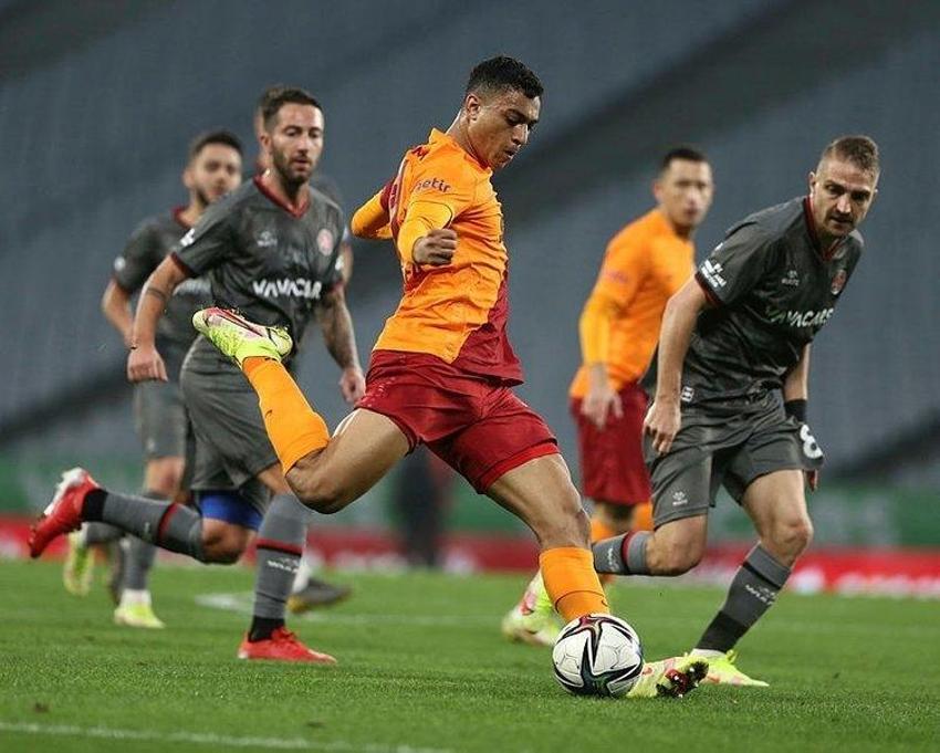 Herkes 6 numara beklerken Fatih Terim Galatasaray'a bir kanat forvet bir 10 numara getiriyor! Tıpkı Morutan-Cicaldau gibi transfer edilecek