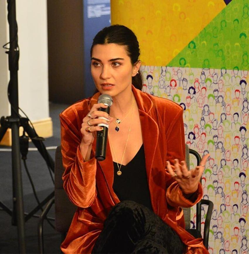 Tuba Büyüküstün'den 'Murat Boz' sorusuna yanıt!