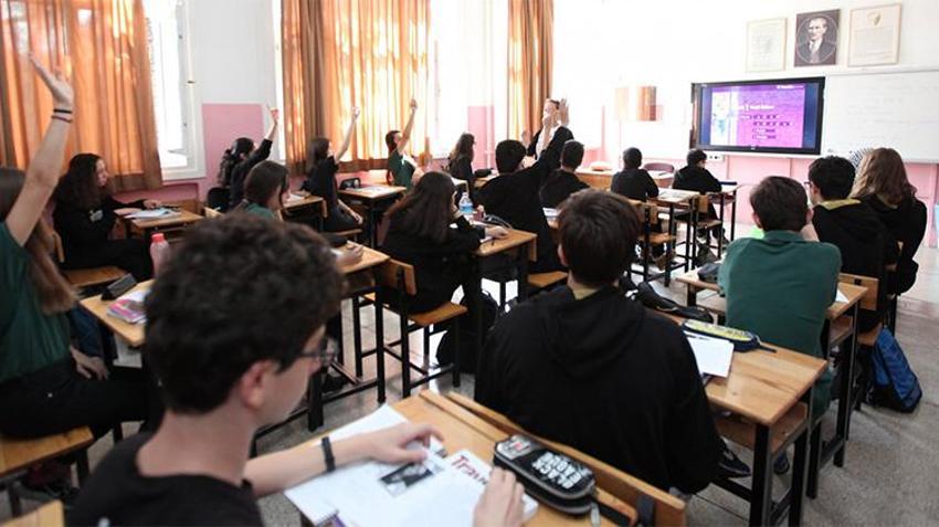 Yüz yüze eğitime bir hafta mola! Bakan Özer'den flaş mesaj...