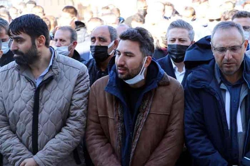 Türkiye samuray kılıcıyla öldürülen Başak Cengiz’e ağladı 