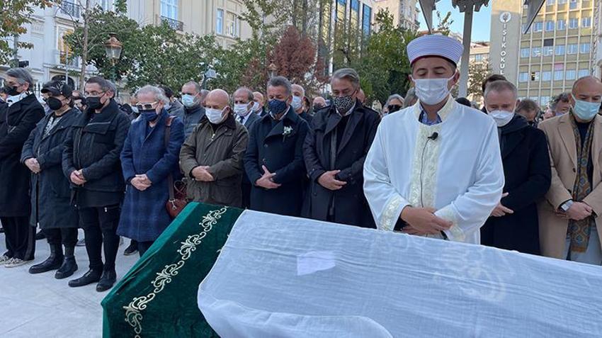 Modacı Bahar Korçan'a veda