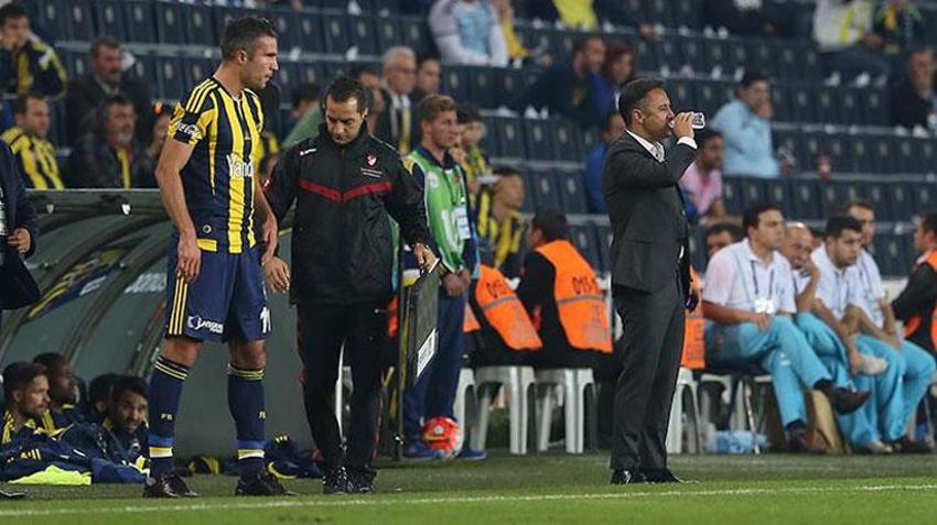 Fenerbahçe’de ikinci Vitor Pereira döneminde tarih tekerrür etti! Mesut Özil, Van Persie ve Nani...