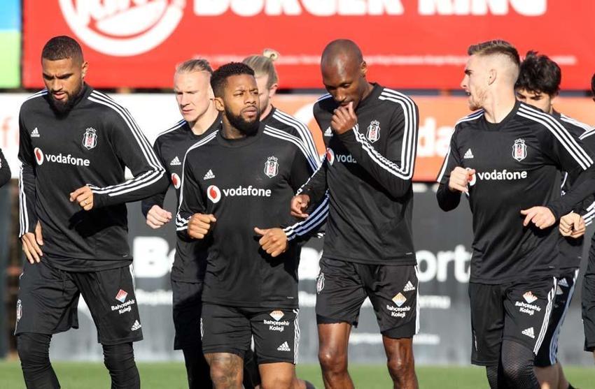 Beşiktaş'a büyük müjde! Jeremain Lens kararını verdi...