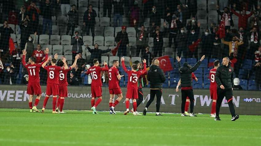 Nihat Kahveci 'Ronaldo' Gökhan Keskin 'Yeni Rıdvan Dilmen' dedi! Burak Yılmaz 3 asist yaptı Halil Dervişoğlu attı ama Kerem Aktürkoğlu...