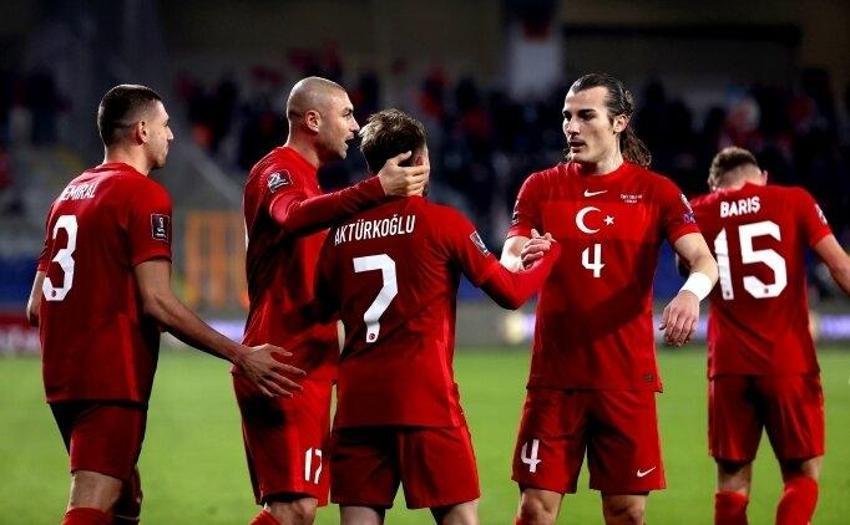 Nihat Kahveci 'Ronaldo' Gökhan Keskin 'Yeni Rıdvan Dilmen' dedi! Burak Yılmaz 3 asist yaptı Halil Dervişoğlu attı ama Kerem Aktürkoğlu...