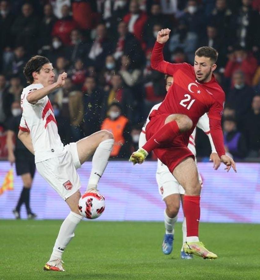 Kuntz'a değil Şenol Güneş'e çattı! Burak Yılmaz, Kerem Aktürkoğlu, Halil Dervişoğlu, Rıdvan Yılmaz şov yaptı, Türkiye 6 attı o 'Çayda boğulduk çayda' dedi!