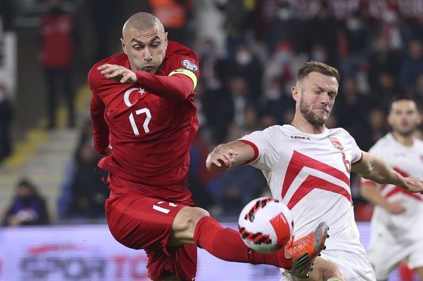 Kuntz'a değil Şenol Güneş'e çattı! Burak Yılmaz, Kerem Aktürkoğlu, Halil Dervişoğlu, Rıdvan Yılmaz şov yaptı, Türkiye 6 attı o 'Çayda boğulduk çayda' dedi!