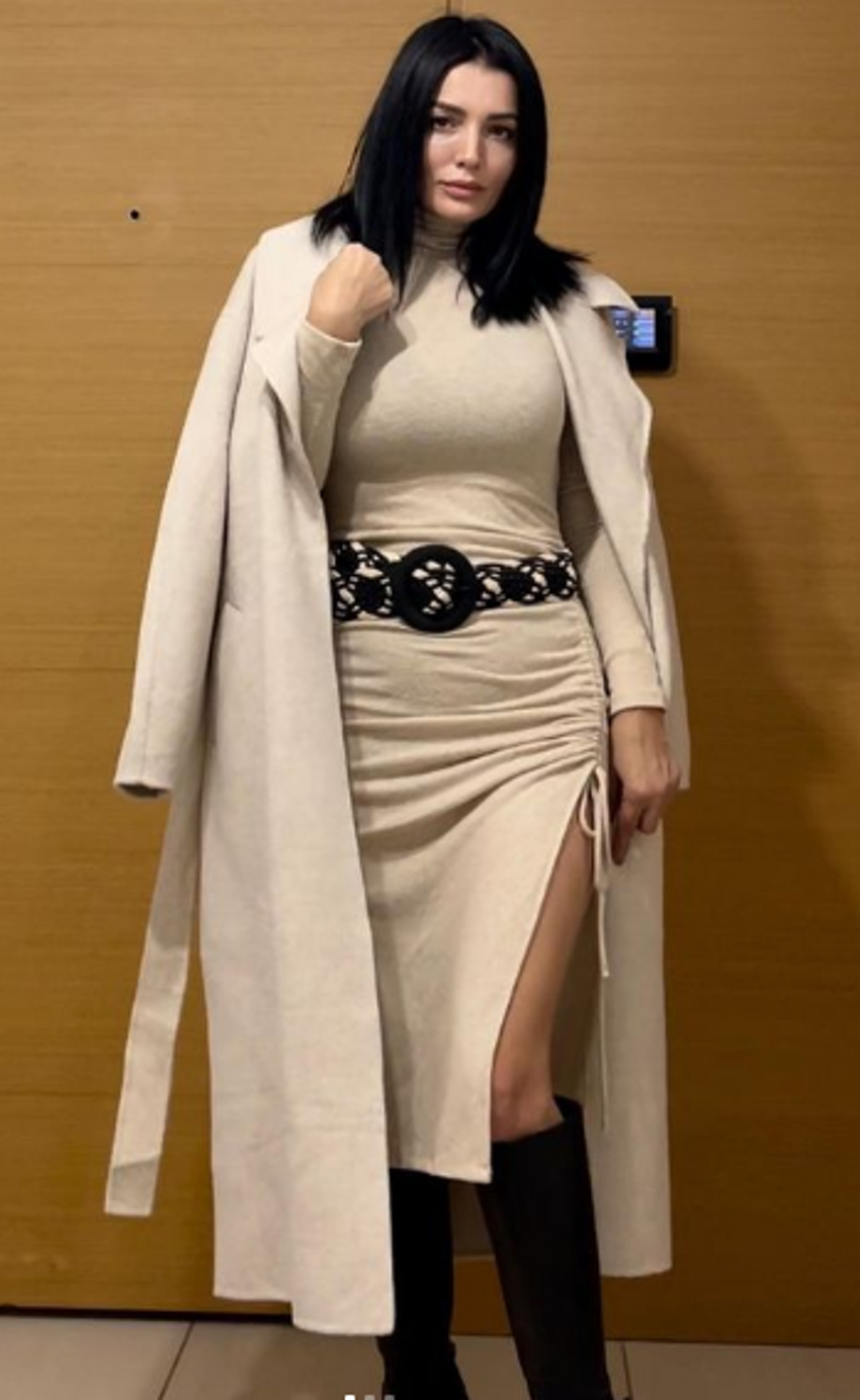 Havva Öztel kızlarıyla Dubai'ye gitti! Kızlarının önüne geçti...
