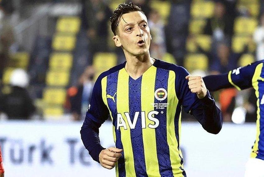 Ali Koç 'Bize golcü lazım' dedi Sergen Yalçın'ın listesindeki yıldızı gündemine aldı! Fenerbahçe Vedat Muriç'e transfer edemezse 'B' planı hazır