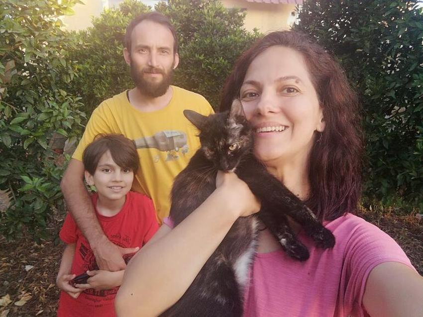 Kredisini ödedikleri evi satarak haritada ilk gördükleri köye saptılar!