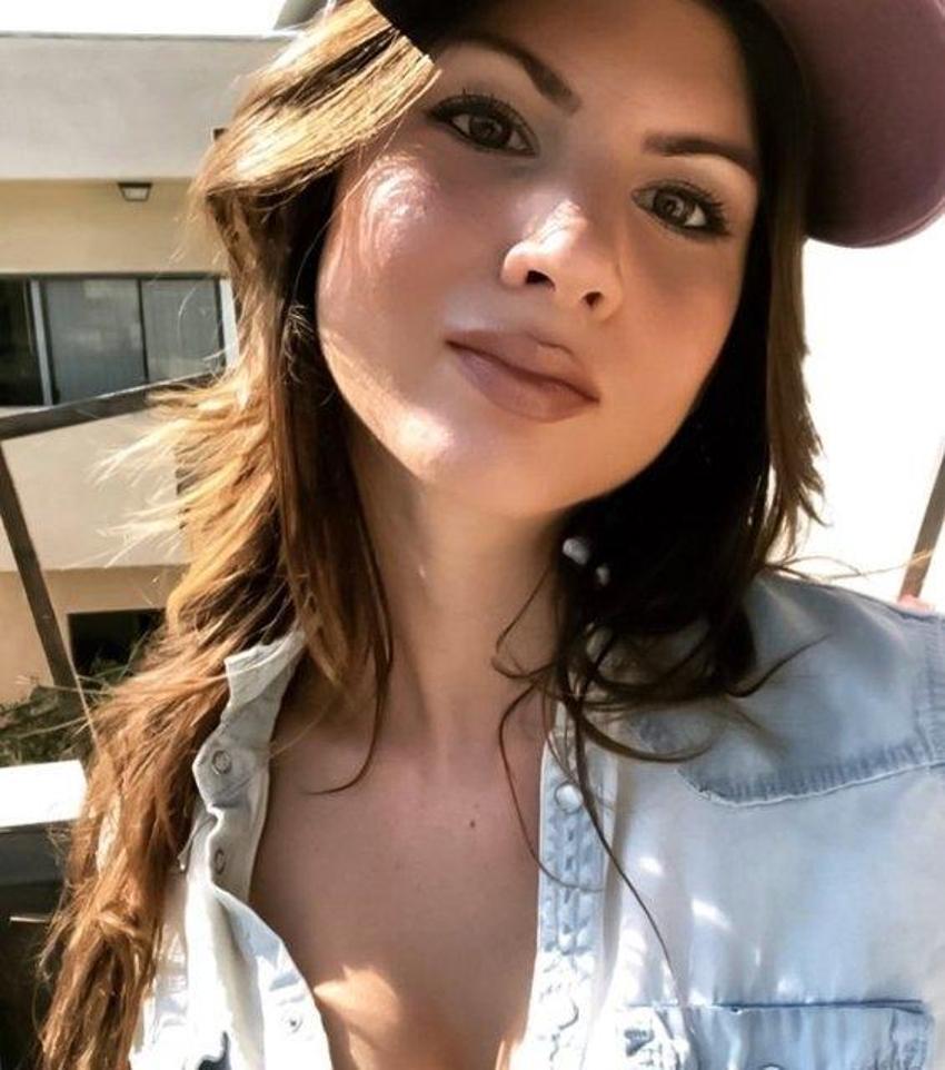 Hande Erçel IMDb listesinde ikinci oldu! Önüne geçen isim...