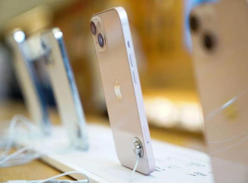 iPhone X'i Lightning'den Type C'ye çevirdi 860 bin liraya sattı!