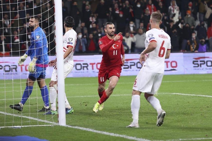 Türkiye gruptan 1.olarak çıkabilir ama Karadağ galibiyeti yetmiyor! Gözler kulaklar Belçika - Galler maçında olacak