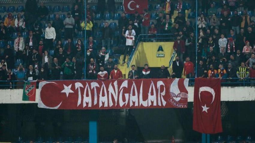 Türkiye Karadağ'ı Kerem Aktürkoğlu ve Orkun Kökçü'yle devirdi maça Çağlar Söyüncü damga vurdu! Öyle bir hamle yaptı ki...