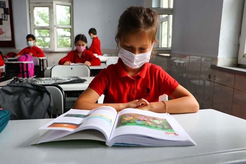 MEB resmen duyurdu! Yasak geldi ve 5 yıl kararı...