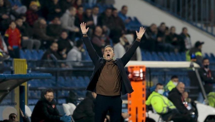4 maçta 10 puan aldı ama... Dün Karadağ'ı deplasmanda devirip Play-Off'a kalan Kuntz hakkında akılalmaz yorum! 'Ölü, Eski tas eski hamam'