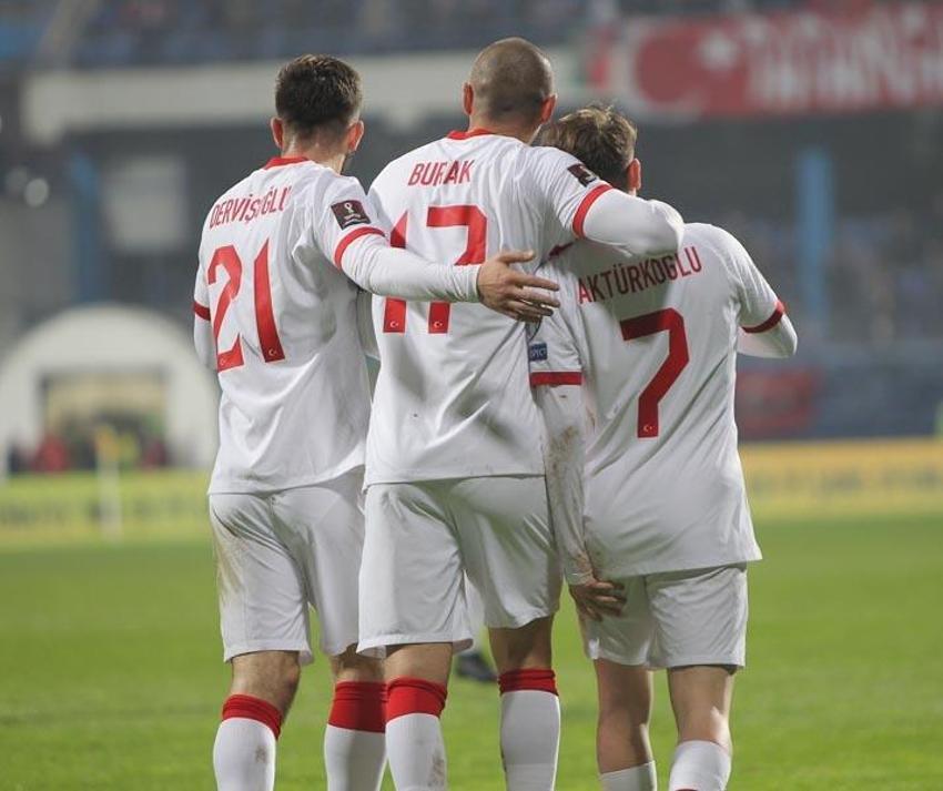 Dün gece Kuntz istemediği iki takımı açıklamıştı! İşte Türkiye'nin Play-Off'taki muhtemel rakipleri! Ronaldo-Chiesa-İbrahimovic...