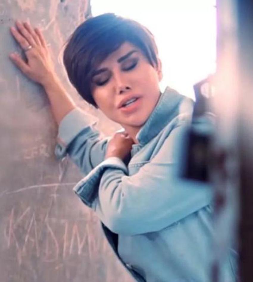 Türkücü Ceylan’ın kızı Melodi Bozkurt da estetik harikası çıktı!