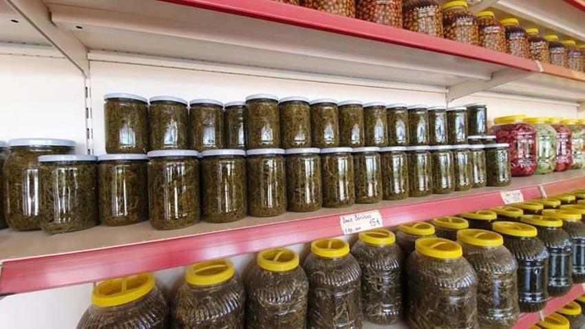 Kilosu 35 TL'den satılıyor! Tek tek ayıklıyorlar, içinde hiçbir katkı maddesi yok...