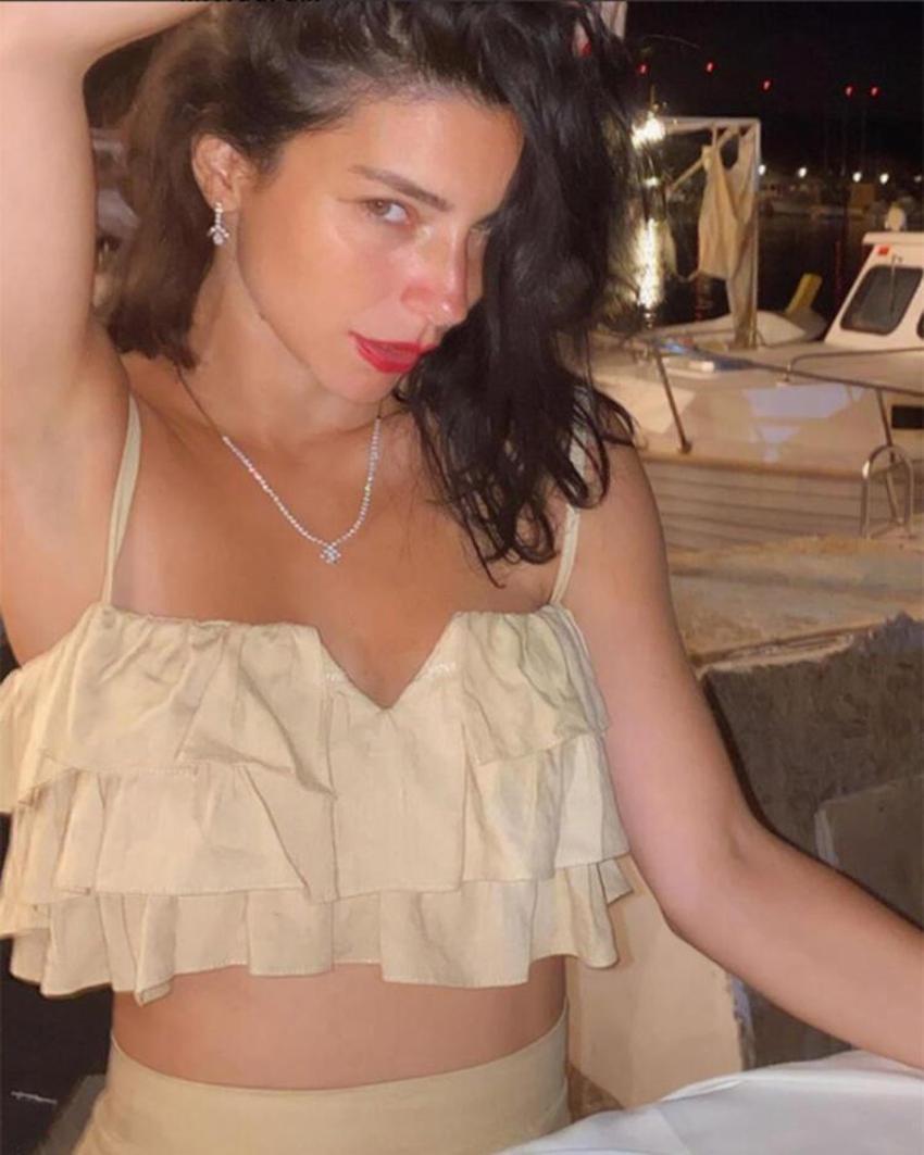 Merve Boluğur son paylaşımıyla kafa karıştırdı!