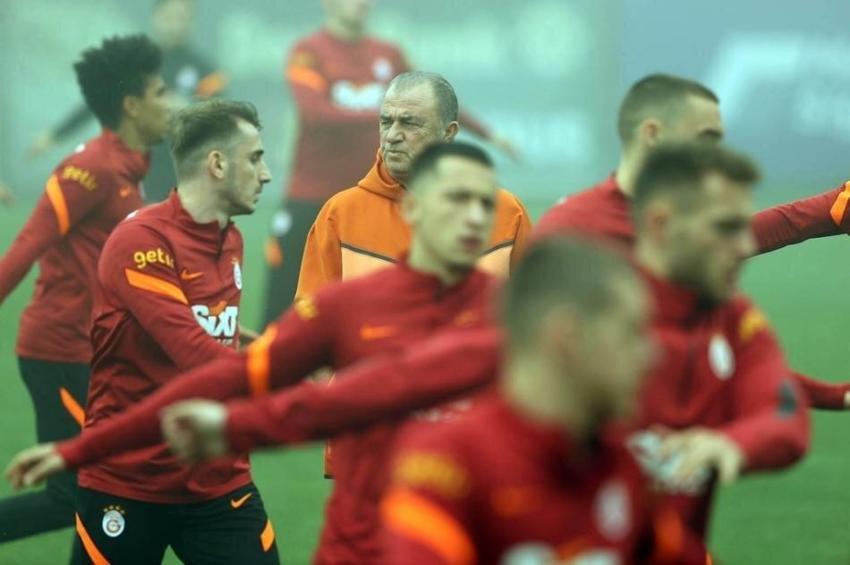 Milli futbolcular geri geldi Morutan iyileşti! Fatih Terim'in Fenerbahçe derbisindeki 11'i netleşti! Diagne, Mostafa Mohamed, Halil Dervişoğlu...