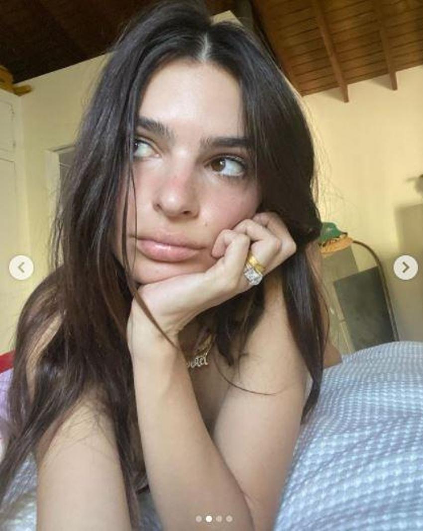 Emily Ratajkowski'den itiraf: Öz güvenim düşük!