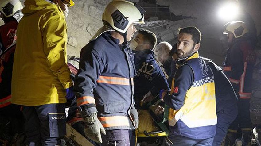 Ankara'da 3 katlı binada patlama sonrası göçük meydana geldi: Çok sayıda yaralı var