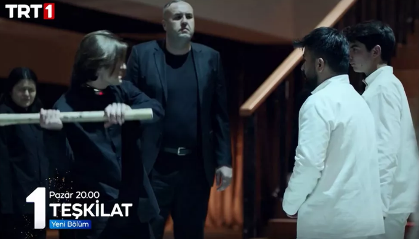 Teşkilat'ta ünlü dizi benzetmesi! Zehra ve Serdar'ı şoke eden satranç oyunu...