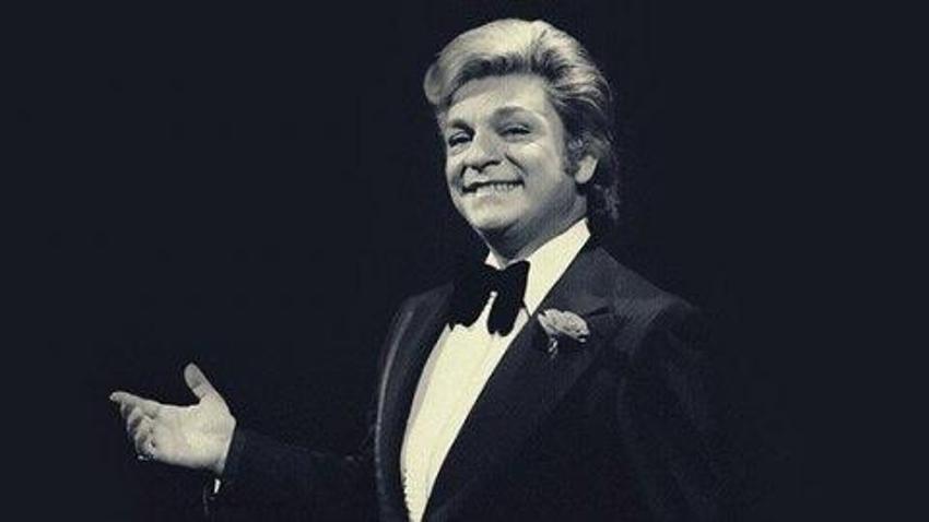 Zeki Müren’in hayatı film oluyor! Tarkan kabul etmedi...