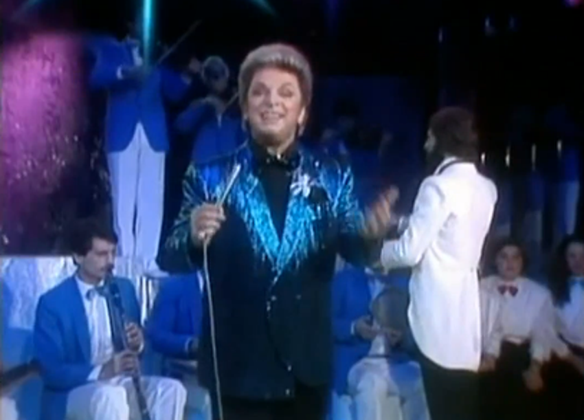 Zeki Müren’in hayatı film oluyor! Tarkan kabul etmedi...