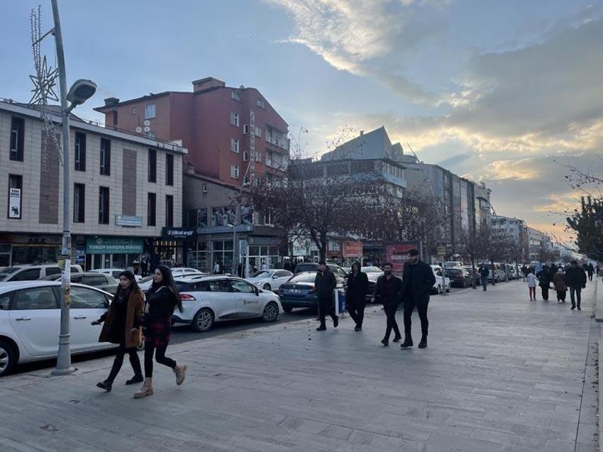 Erzurum'da korkutan deprem!