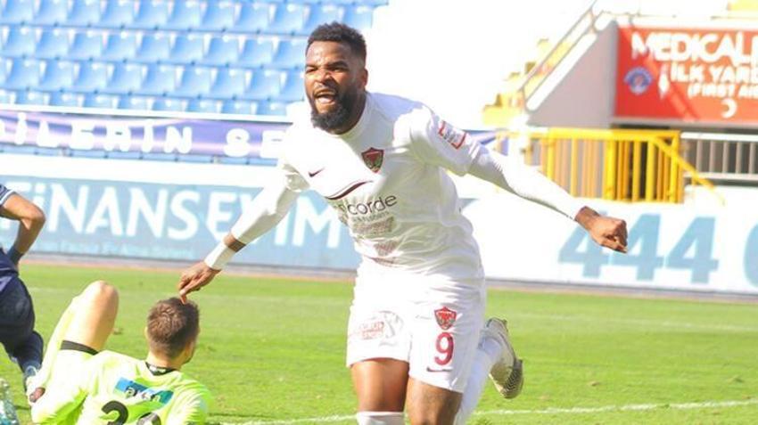 Fenerbahçe'nin kapısından dönmüş Katar'ın yolunu tutmuştu! Boupendza Süper Lig'e geliyor ama 'Kanarya'ya' değil! Menajeri resmen açıkladı