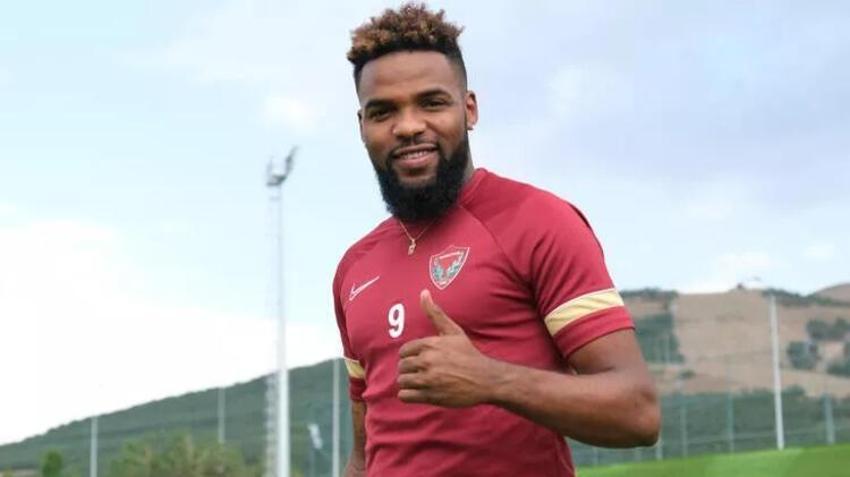 Fenerbahçe'nin kapısından dönmüş Katar'ın yolunu tutmuştu! Boupendza Süper Lig'e geliyor ama 'Kanarya'ya' değil! Menajeri resmen açıkladı